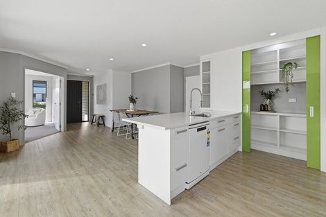 Photo of property in 8 Vantage Place, Omokoroa, 3114