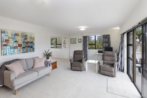 Photo of property in 81 Dunbarton Street, Redwood, Christchurch, 8051