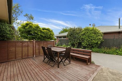 Photo of property in 4 Kingsgate Place, Burnside, Christchurch, 8053