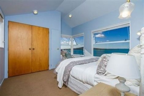 Photo of property in 68 Seacliffe Avenue, Narrow Neck, Auckland, 0622