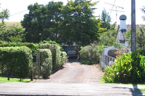 Photo of property in 29 Glenvar Road, Torbay, Auckland, 0630