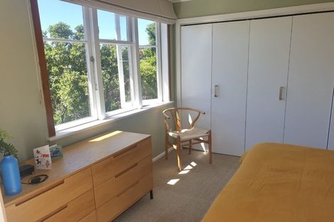 Photo of property in 7 Kingston Heights Road, Kingston, Wellington, 6021