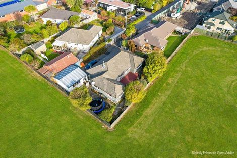 Photo of property in 32 Vagues Road, Northcote, Christchurch, 8052