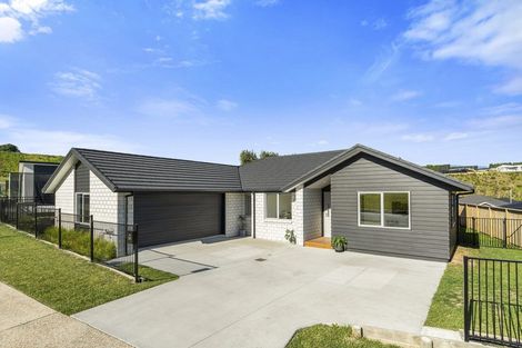 Photo of property in 56 Whakaturou Crescent, Pyes Pa, Tauranga, 3112
