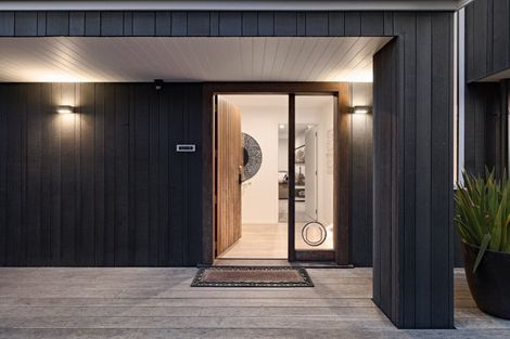 Photo of property in 112 Karewa Parade, Papamoa Beach, Papamoa, 3118