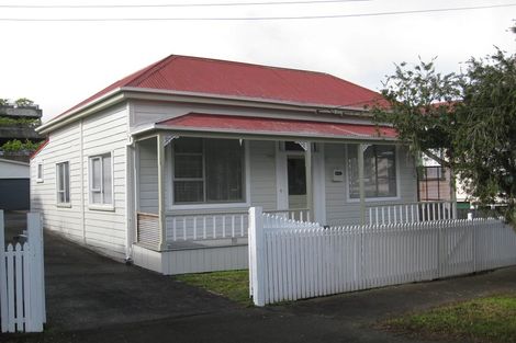 Photo of property in 44 Cromwell Street, Mount Eden, Auckland, 1024