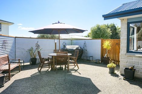 Photo of property in 32 Somerset Crescent, Highbury, Palmerston North, 4412