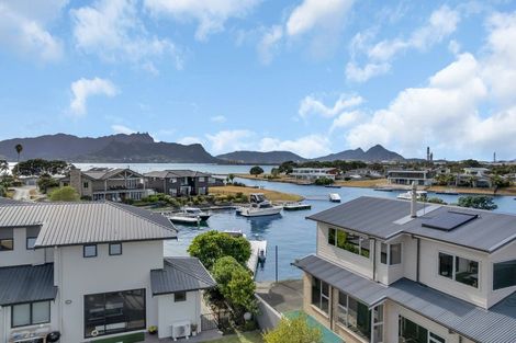 Photo of property in 1 Lanyard Place, One Tree Point, 0118