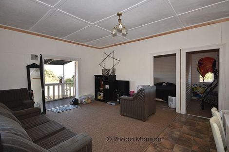 Photo of property in 74 Komiti Road, Tinopai, Matakohe, 0593