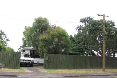 Photo of property in 6 Trinidad Road, Sunnynook, Auckland, 0620