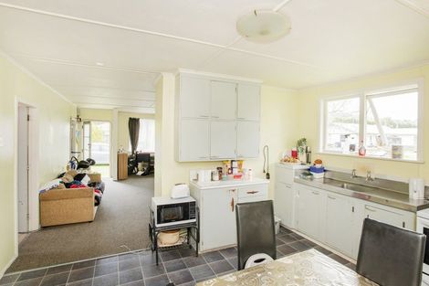 Photo of property in 43a Main Road, Te Karaka, 4022