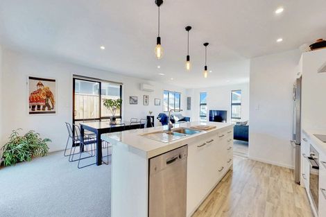 Photo of property in 38 Te Kio Crescent, Papamoa Beach, Papamoa, 3118