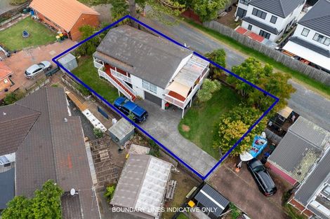 Photo of property in 2/23 Beihlers Road, Weymouth, Auckland, 2103