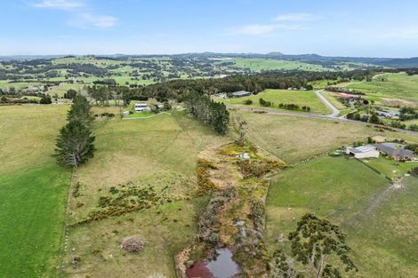 Photo of property in 573 Waimate Road North, Kerikeri, 0293