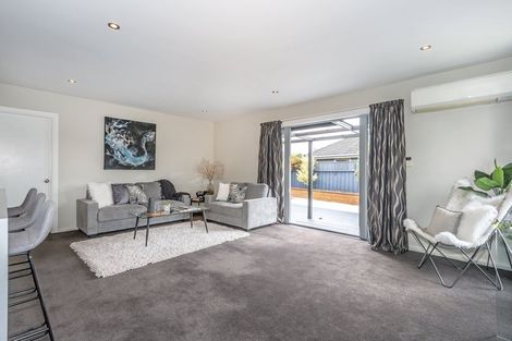 Photo of property in 131 Wainoni Road, Avondale, Christchurch, 8061