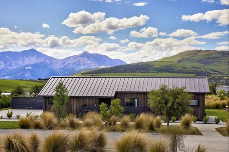 Photo of property in 28 Mcadam Drive, Jacks Point, Queenstown, 9371