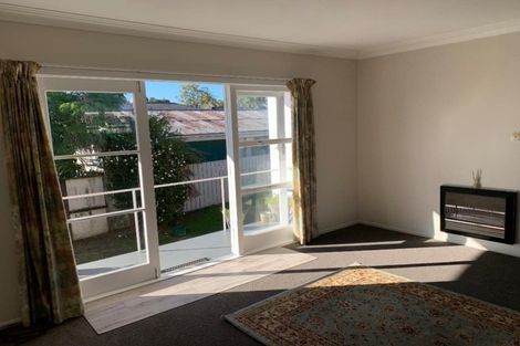 Photo of property in 2/14 South Street, Papakura, 2110