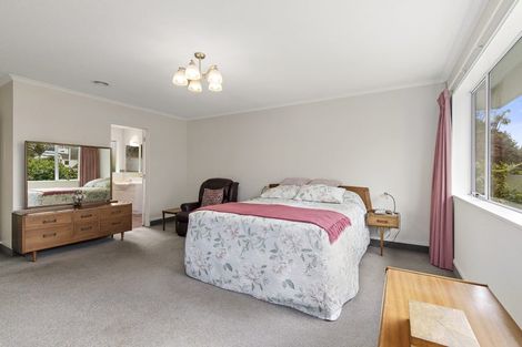 Photo of property in 2 Bloomfield Terrace, Hutt Central, Lower Hutt, 5010