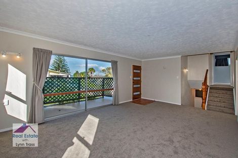 Photo of property in 20 West View Crescent, Onerahi, Whangarei, 0110