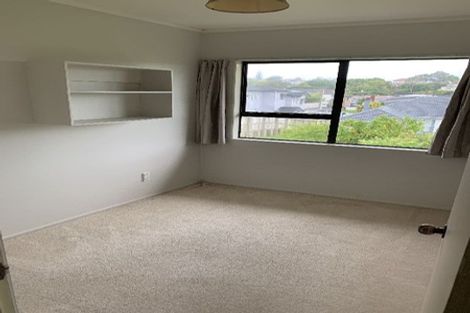 Photo of property in 1/33 Becroft Drive, Forrest Hill, Auckland, 0620