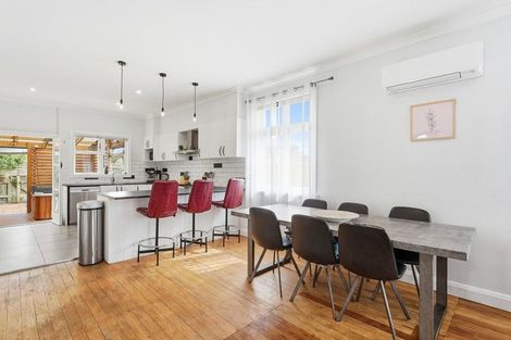 Photo of property in 96 Alma Road, Gonville, Whanganui, 4501