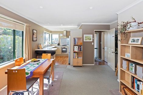 Photo of property in 95 Selwyn Street, Somerfield, Christchurch, 8024