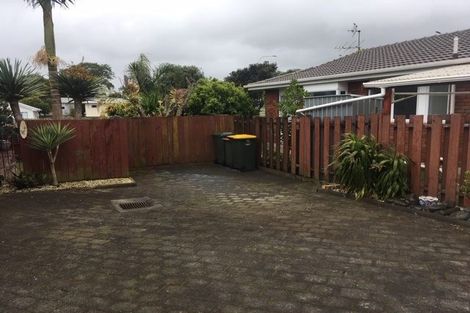 Photo of property in 2/527 Weymouth Road, Weymouth, Auckland, 2103