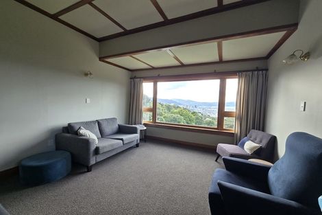 Photo of property in 18 Connaught Terrace, Brooklyn, Wellington, 6021