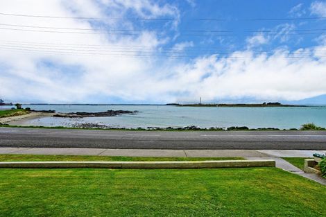 Photo of property in 180 Marine Parade, Bluff, 9814