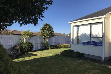 Photo of property in 1/16 Mulberry Place, Redwood, Christchurch, 8051