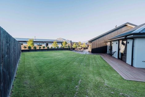 Photo of property in 5 Tahi Street, Albert Town, Wanaka, 9305