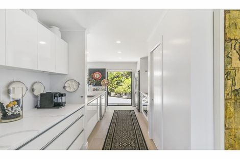 Photo of property in 82 Bay Street, Red Beach, 0932