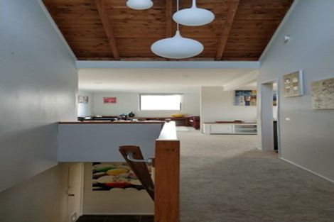 Photo of property in 4 Hollyhock Place, Browns Bay, Auckland, 0630