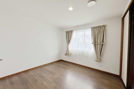 Photo of property in 38 Newham Place, Henderson, Auckland, 0612
