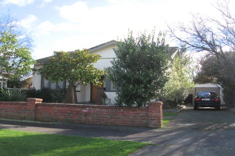 Photo of property in 33 Saint Johns Avenue, Palmerston North, 4414