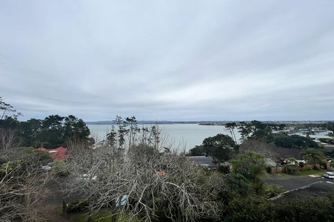 Photo of property in 43 Rosecamp Road, Beach Haven, Auckland, 0626