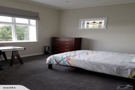 Photo of property in 17 Garfield Street, Brooklyn, Wellington, 6021