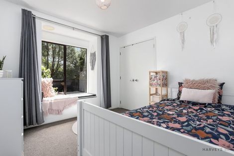 Photo of property in 12 Rimu Road, Oratia, Auckland, 0604