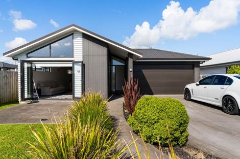 Photo of property in 9 Wheriko Avenue, Glenbrook, 2681