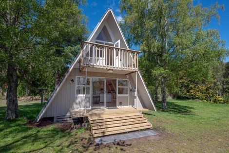 Photo of property in 7 Pearce Place, Kinloch, Taupo, 3377