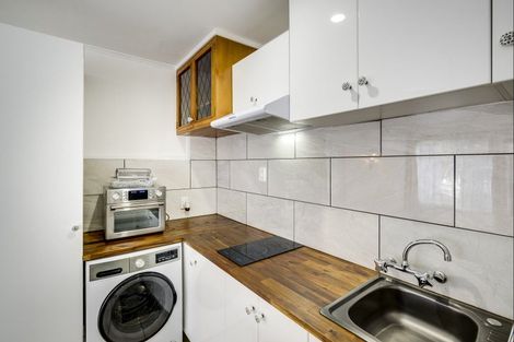 Photo of property in 6/335 Kennedy Road, Pirimai, Napier, 4112