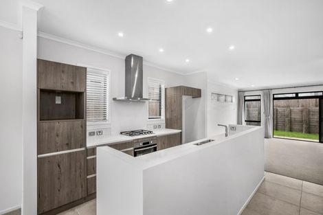 Photo of property in 6a Nohoanga Road, Karaka, Papakura, 2113