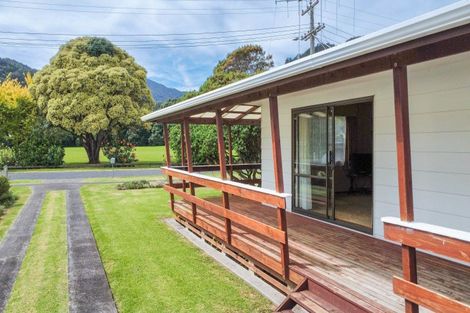 Photo of property in 35 West Crescent, Te Puru, Thames, 3575