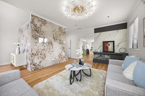 Photo of property in 35 Park Green Avenue, Rosehill, Papakura, 2113