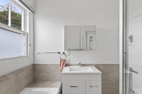 Photo of property in 60 Sheehan Street, Whataupoko, Gisborne, 4010