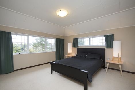 Photo of property in 106 Waterloo Crescent, Hokowhitu, Palmerston North, 4410