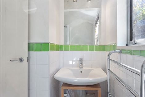 Photo of property in 17a Dudley Road, Lyttelton, 8082