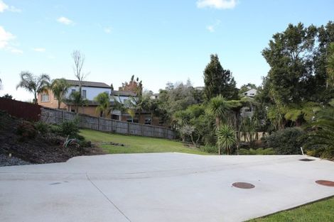 Photo of property in 1/58 Matipo Road, Mairangi Bay, Auckland, 0630