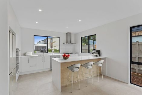 Photo of property in 74 Nganui Avenue, Takanini, Auckland, 2112