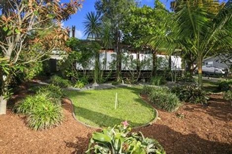 Photo of property in 36 Awaruku Road, Torbay, Auckland, 0630